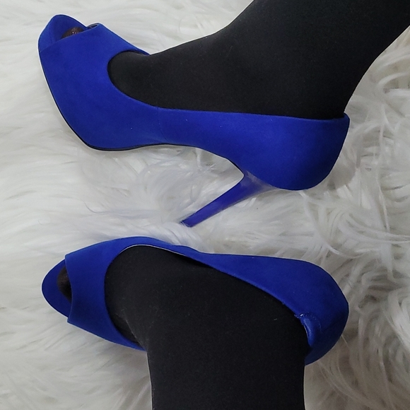 💙Guess suede blue shoes- size 6 - Picture 9 of 10